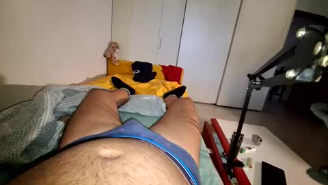 Fede online show from November 18, 9:24 am