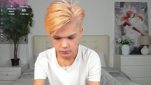 Snapshot of felix_rey chatting on February 5, 8:46 pm Felix online show from February 5, 8:46 pm