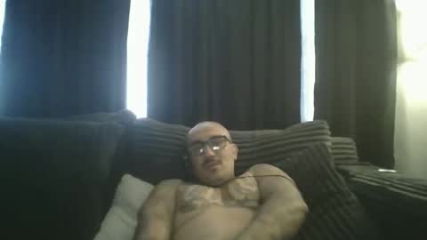 felixrlarios25 online show from June 5, 5:08 pm