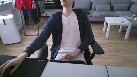 felixsagg online show from December 10, 12:27 pm