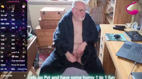 Adam online show from April 18, 7:32 am