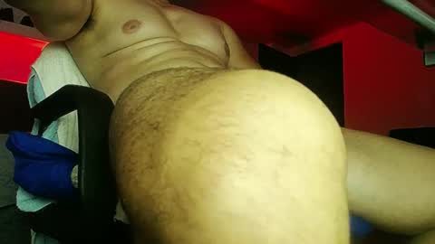 Snapshot of fernandoquindiano chatting on February 5, 2:40 am Samuel online show from February 5, 2:40 am
