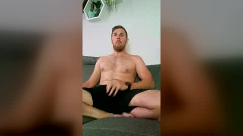 fiolkamil online show from August 8, 9:33 pm
