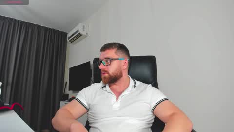 FindomGuyXXX online show from February 2, 8:28 pm