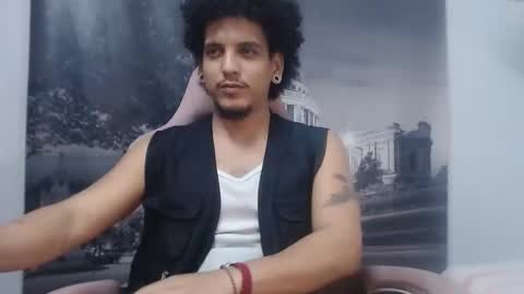 fire_boy69 online show from March 12, 9:33 pm