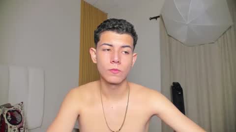 Nicolas online show from November 18, 12:53 pm