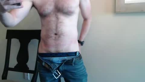 fithubby80 online show from March 19, 10:46 pm