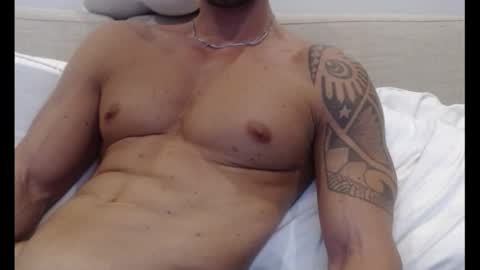 Snapshot of fitness1989 chatting on October 7, 6:17 am fitness1989 online show from October 7, 6:17 am