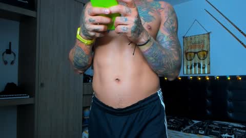 Elias Valencia online show from February 7, 10:19 am