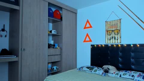 Elias Valencia online show from February 16, 10:10 am