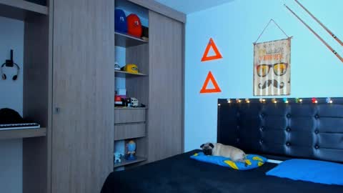 Elias Valencia online show from January 12, 2:09 pm