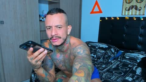 Elias Valencia online show from December 25, 2:14 am