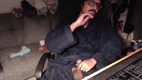 Snapshot of fizz6572 chatting on December 15, 10:48 pm fizz6572 online show from December 15, 10:48 pm