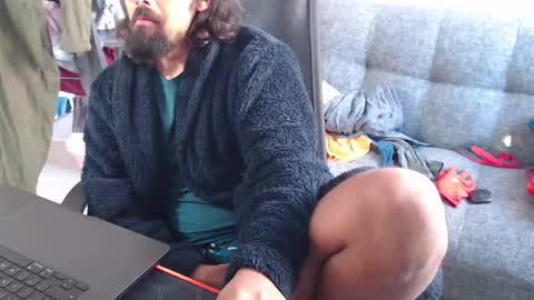 Snapshot of fizz6572 chatting on March 7, 10:02 am fizz6572 online show from March 7, 10:02 am
