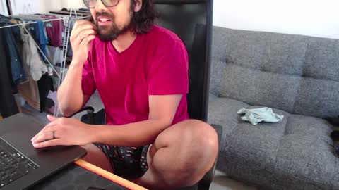 Snapshot of fizz6572 chatting on February 5, 10:08 am fizz6572 online show from February 5, 10:08 am