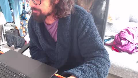 Snapshot of fizz6572 chatting on March 12, 10:59 am fizz6572 online show from March 12, 10:59 am