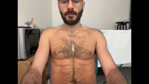 Fla is short for Flavio online show from December 4, 12:12 pm