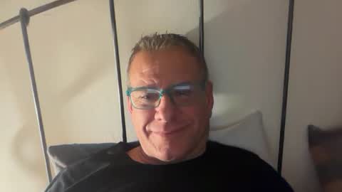 flavor1972 online show from November 5, 8:44 pm