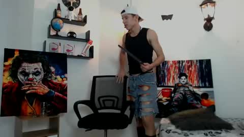 flowers109 online show from January 28, 9:50 pm