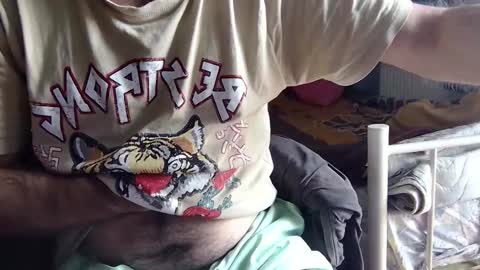 Snapshot of flydirty chatting on March 3, 10:33 am FlyDirty online show from March 3, 10:33 am