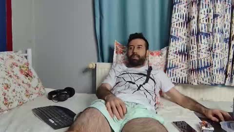 Snapshot of flydirty chatting on October 9, 3:50 pm FlyDirty online show from October 9, 3:50 pm