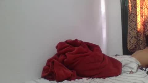 flylen online show from February 10, 10:20 am