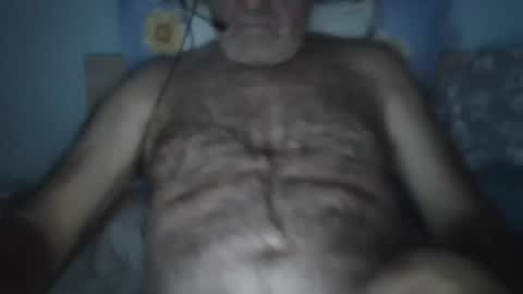 follador1001 online show from September 26, 4:43 am