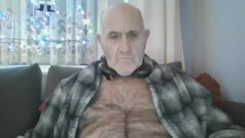 follador1001 online show from December 24, 11:33 pm