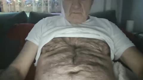 follador1001 online show from December 17, 11:16 pm