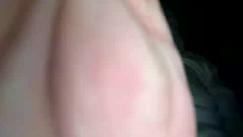 foofgtr1 online show from July 28, 3:14 am