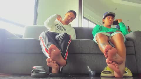 Snapshot of foot_master777 chatting on February 25, 1:50 pm foot_master777 online show from February 25, 1:50 pm