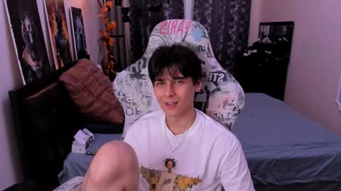 Foxicfu online show from April 30, 1:40 pm