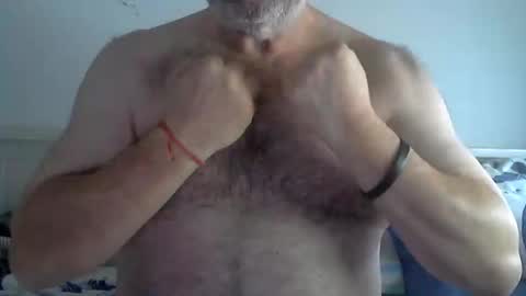 foyett online show from October 18, 6:02 pm