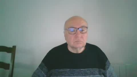 Snapshot of fra94 chatting on January 21, 2:00 pm fra94 online show from January 21, 2:00 pm