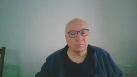 Snapshot of fra94 chatting on December 28, 1:18 pm fra94 online show from December 28, 1:18 pm