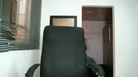 Snapshot of franccesco_699 chatting on October 3, 10:15 pm franccesco_699 online show from October 3, 10:15 pm
