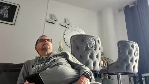 franciscomalin online show from July 3, 7:47 am