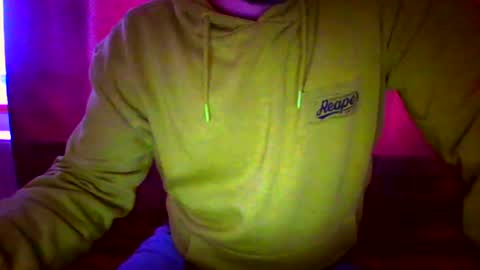 Snapshot of frank84848 chatting on February 13, 8:06 am Frank online show from February 13, 8:06 am