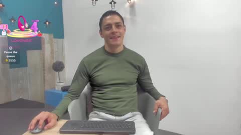 Snapshot of frank_millers chatting on September 27, 5:05 am Frank online show from September 27, 5:05 am