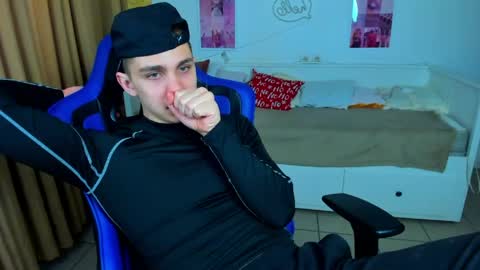 Frank online show from April 16, 4:12 am