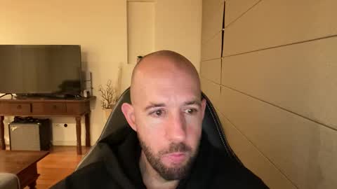 frank_perry2332 online show from April 24, 9:11 am