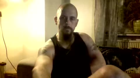 frecherkerl88007 online show from January 9, 5:34 am