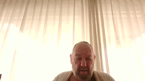 Snapshot of fredaldavid chatting on March 3, 9:07 am David Fredal online show from March 3, 9:07 am