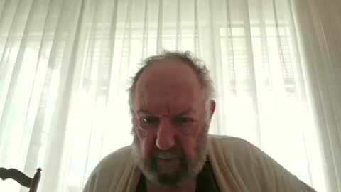 Snapshot of fredaldavid chatting on September 11, 9:08 am David Fredal online show from September 11, 9:08 am