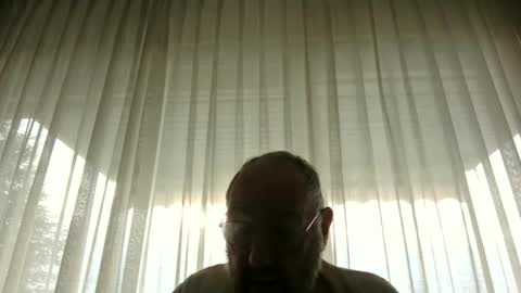 Snapshot of fredaldavid chatting on January 16, 9:27 am David Fredal online show from January 16, 9:27 am