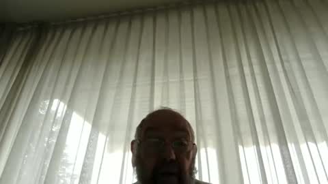 Snapshot of fredaldavid chatting on January 22, 9:13 am David Fredal online show from January 22, 9:13 am