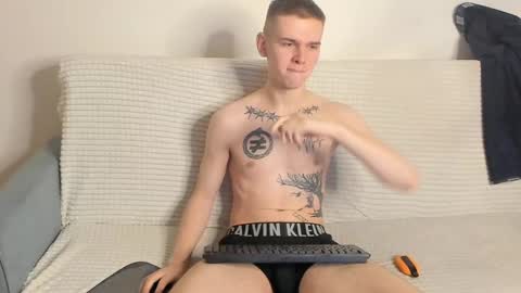 Snapshot of fredd_xanderrs chatting on January 15, 8:58 pm fredd_xanderrs online show from January 15, 8:58 pm