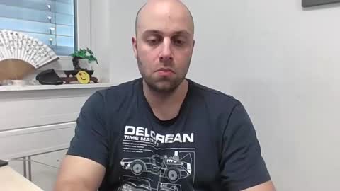 freddow online show from December 17, 1:27 pm