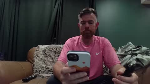 Snapshot of freddypj chatting on October 19, 3:55 am Freddy online show from October 19, 3:55 am