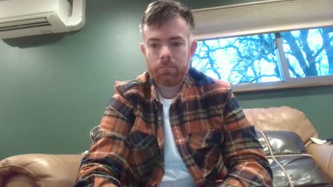 Snapshot of freddypj chatting on December 31, 12:21 am Freddy online show from December 31, 12:21 am